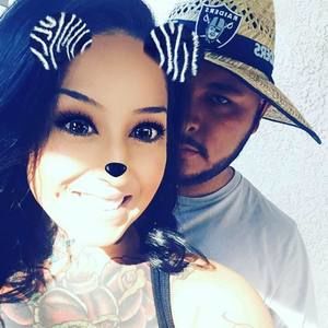 Meet your Posher, Adela