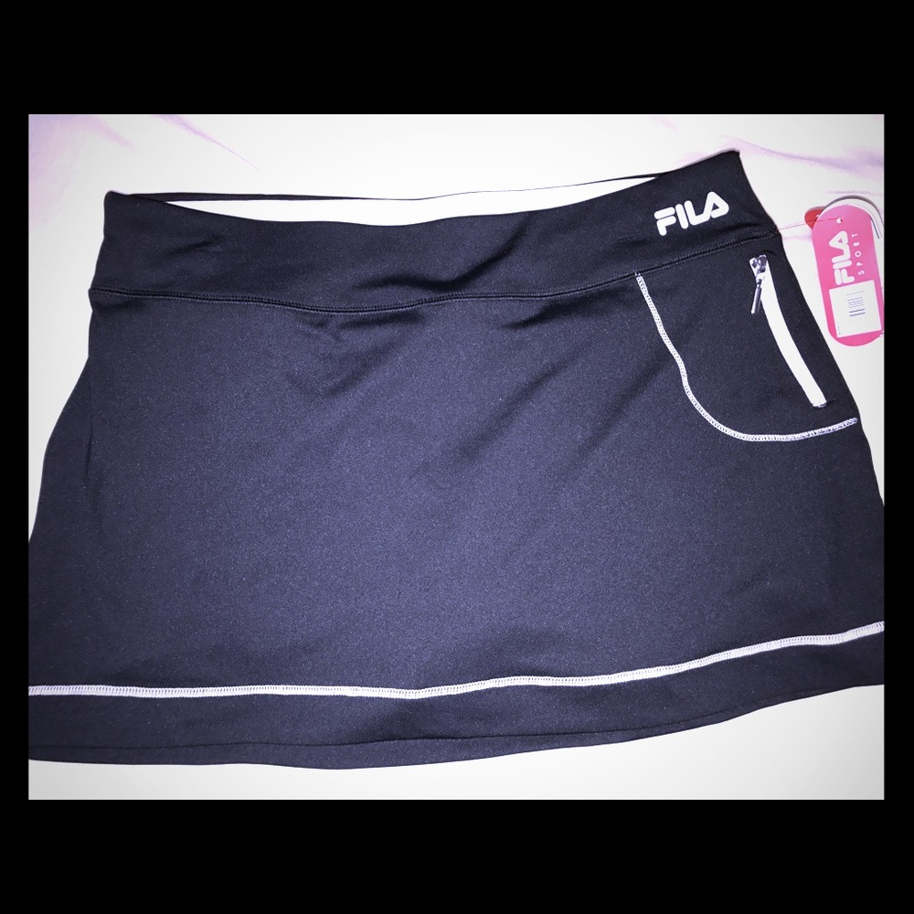 Fila skort