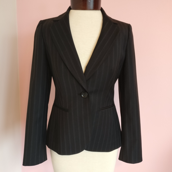 Ann Taylor Jackets & Blazers - Ann Taylor Petites Pinstripe Blazer