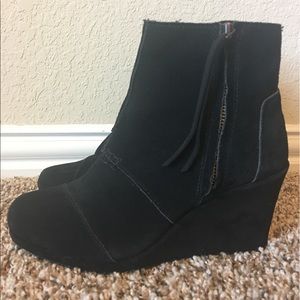 Toms Wedge Bootie 7.5 Black