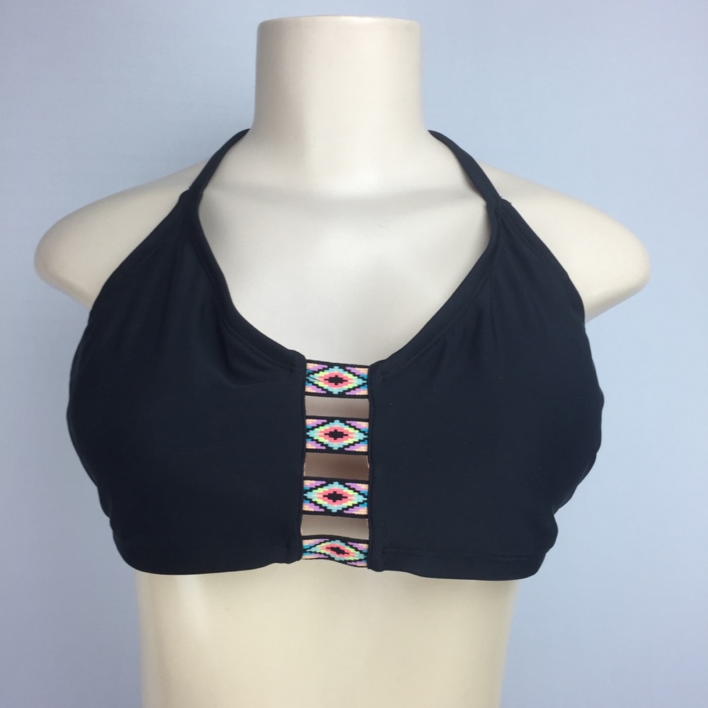 NWT Xhilaration Bikini Top