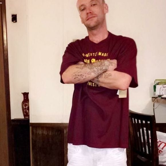 Meet your Posher, Bobby - Picture 1 of 1