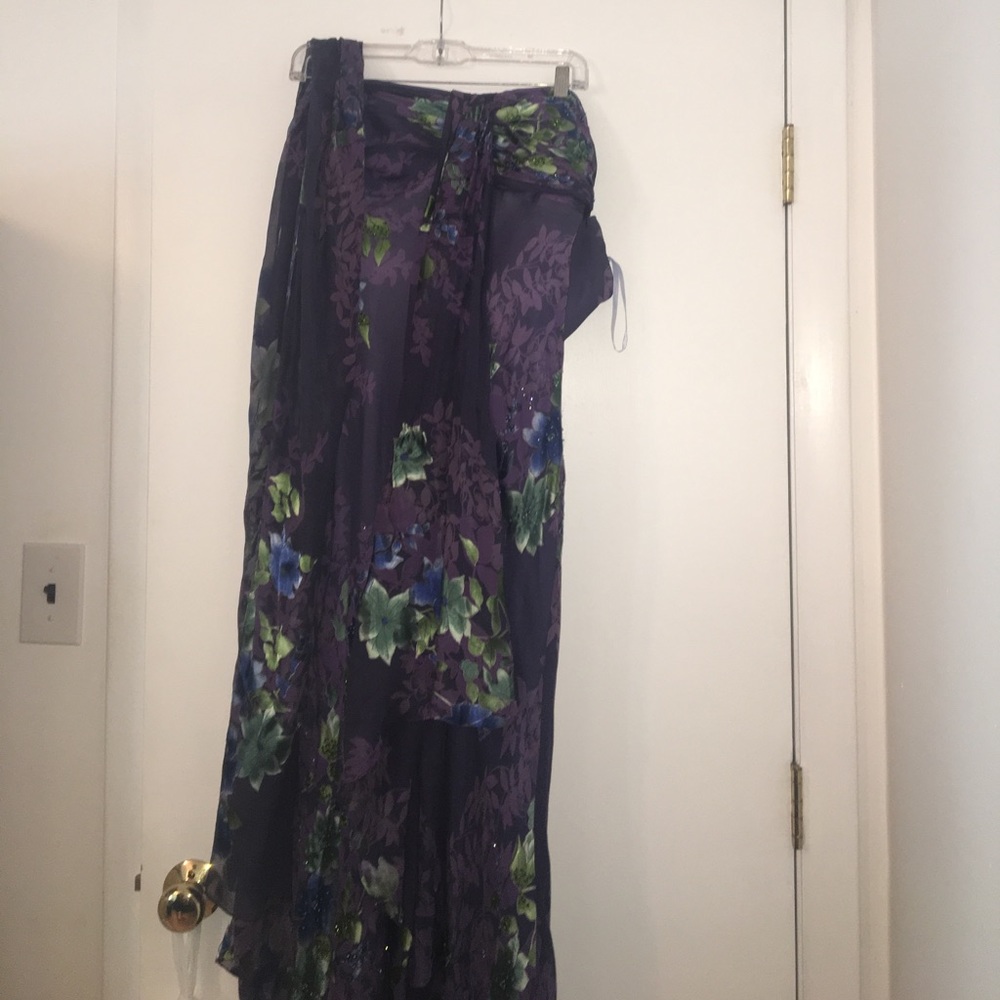 Strapless Formal Dress