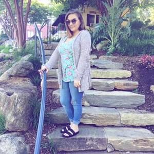 Meet your Posher, Leandrea