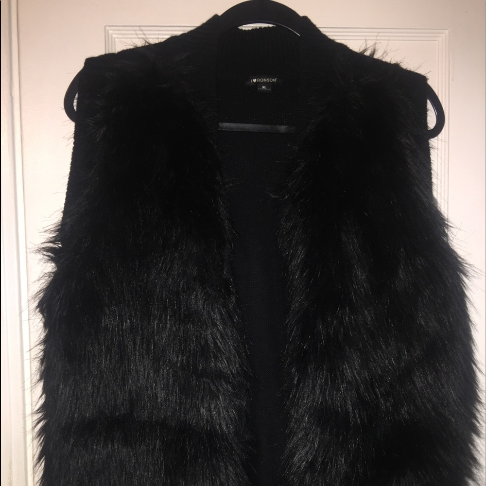 Black faux Fur Vest
