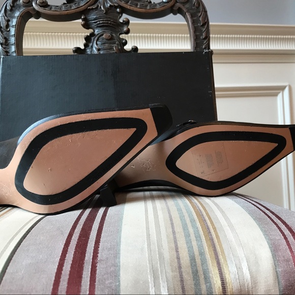 KENNETH COLE Black Heels Sz 7 - Picture 7 of 7