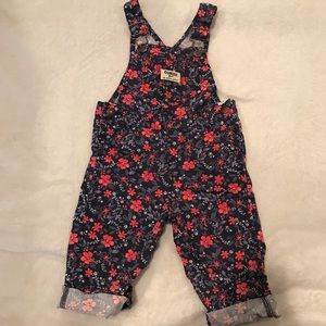 EUC OshKosh floral overall set 🌸🌺