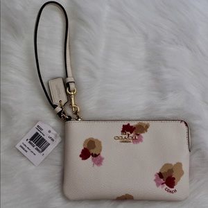 NWT Coach Floral Wristlet 65307