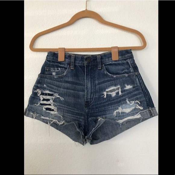 A&F SHORTS - Picture 1 of 3