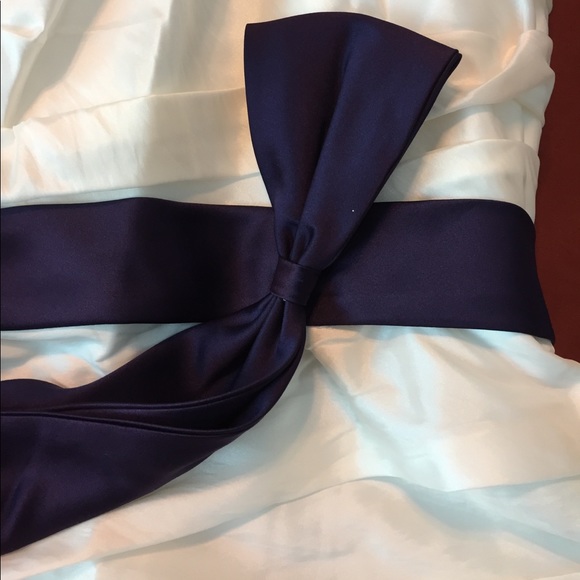 Alfred Angelo Never Worn Diamond White Dress - Picture 3 of 4