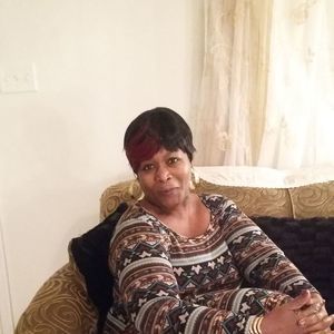 Meet your Posher, Juanita