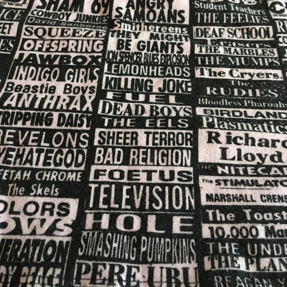 Y2K CBGD mini skirt - Picture 3 of 4