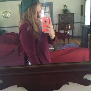 Meet your Posher, Julia