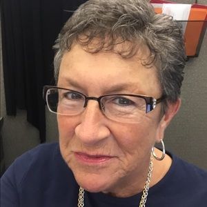 Meet your Posher, Carol