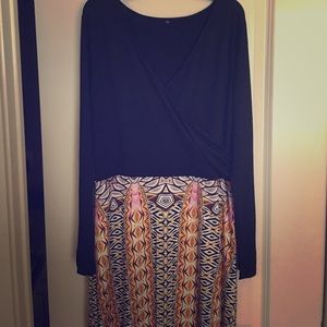 NEVER WORN maxi dress. 🖤