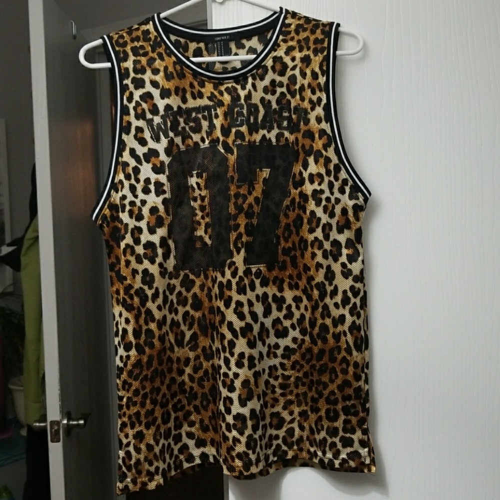 Forever 21 tank