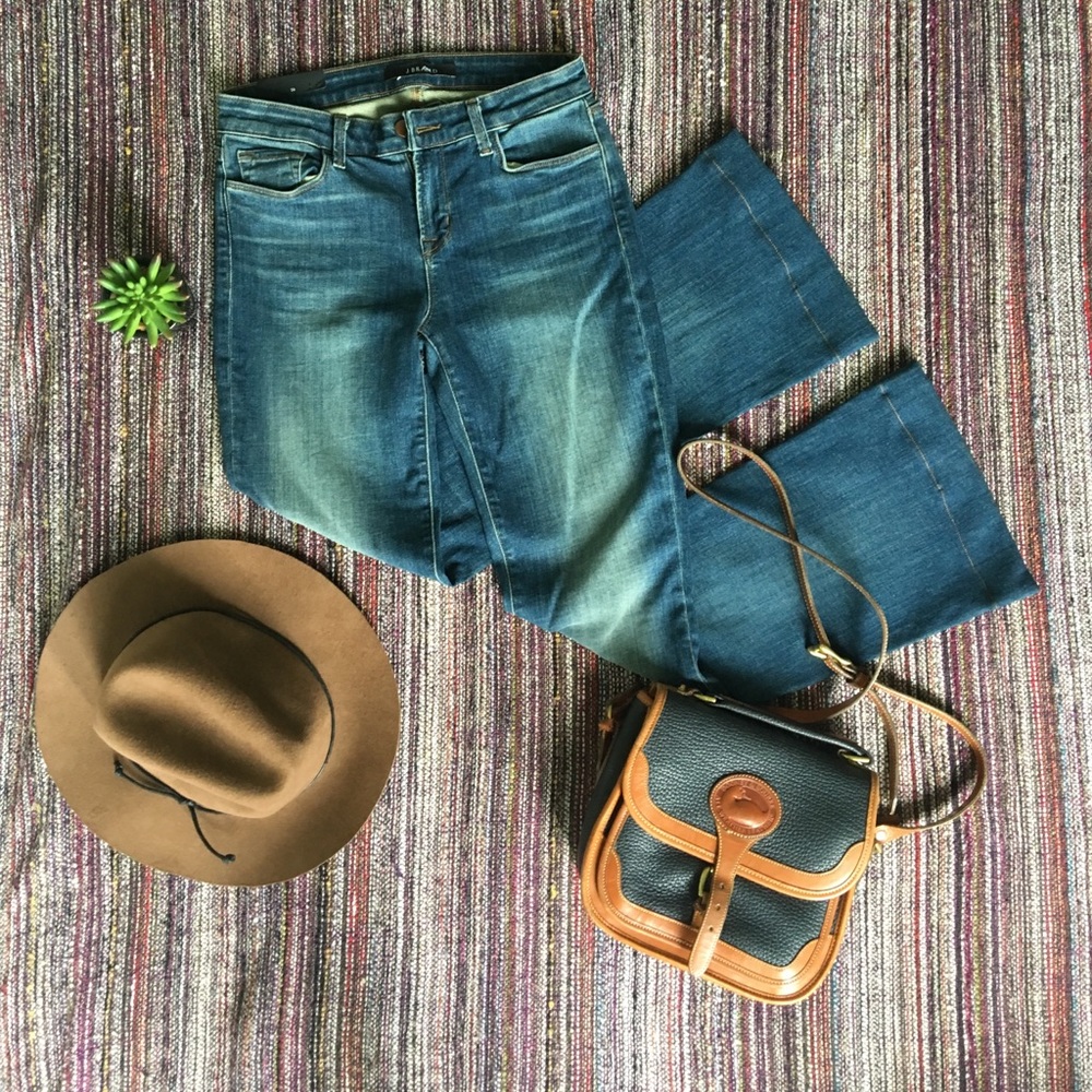 ✨ NWT J BRAND "Another Love Story" FLARE JEANS ✨