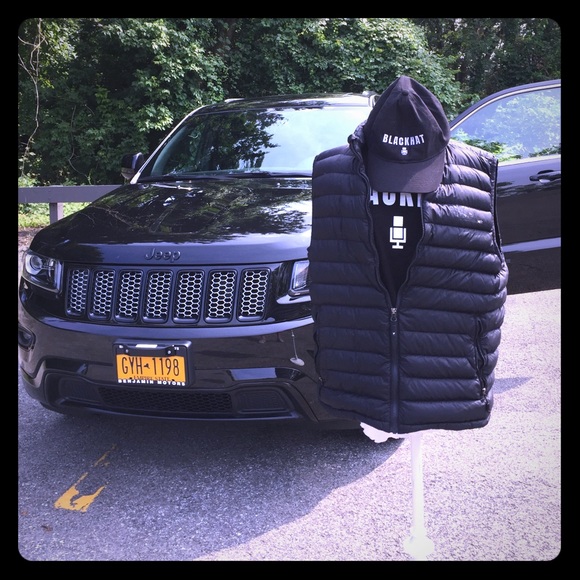 Limited Edition BLACKHat T x BLACKHat vest - Picture 2 of 2