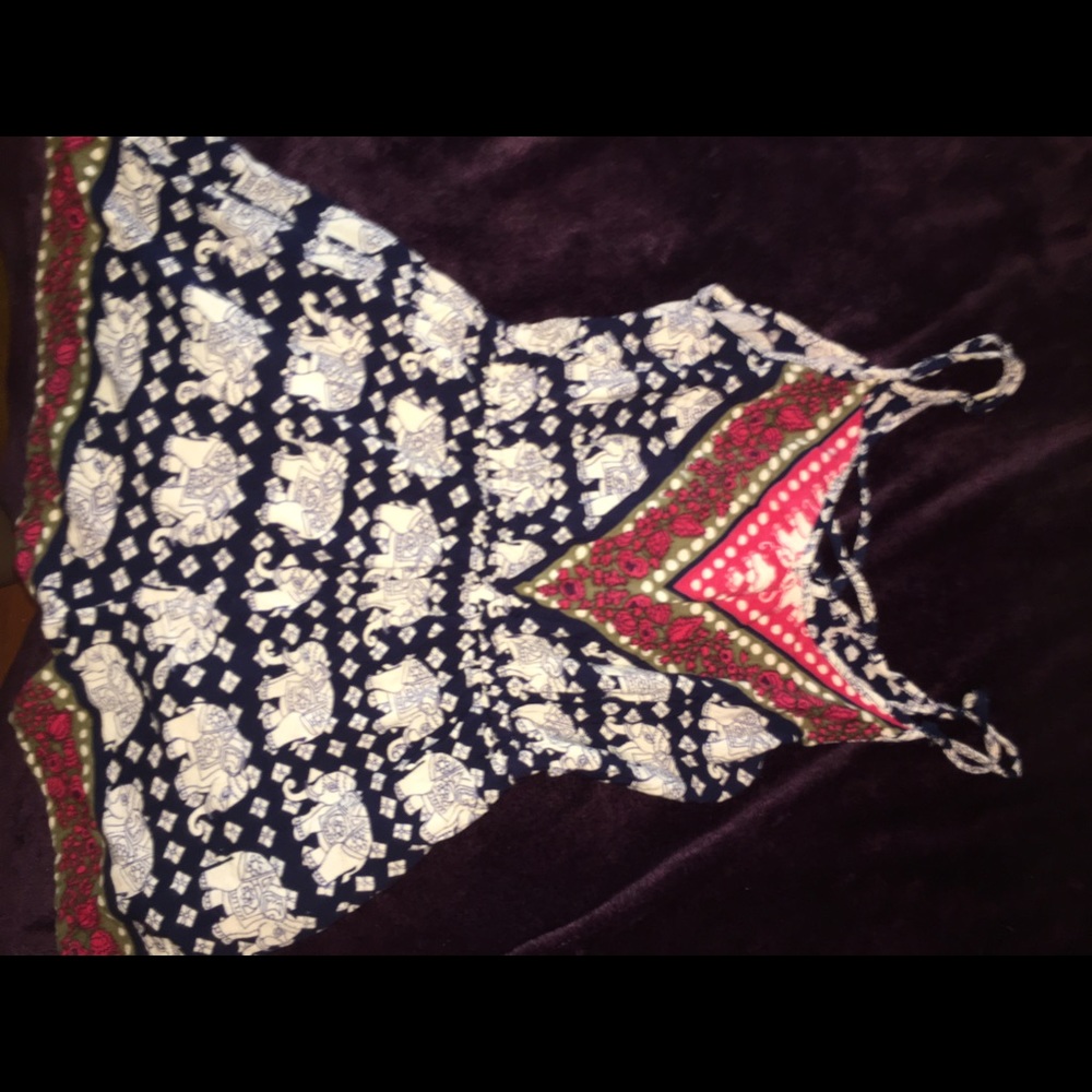 adorable romper with pockets !