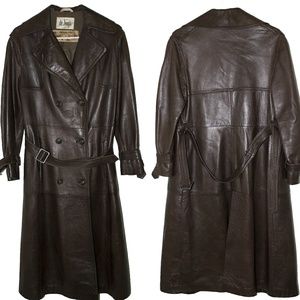 De Jongs smooth leather coat in good condition
