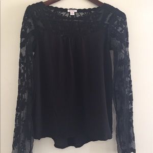 ✨ bohemian dream ✨ black blouse + detailed sleeves