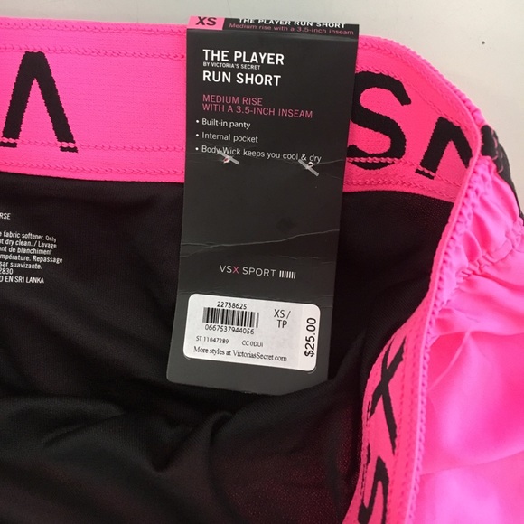 🆕 Victoria's Secret The Player Run shorts - Picture 2 of 6