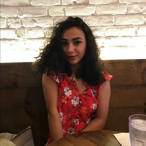 Meet your Posher, Christina