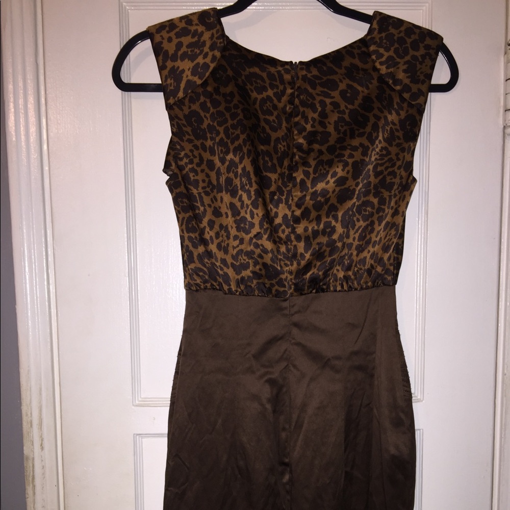 Dress - Picture 2 of 4