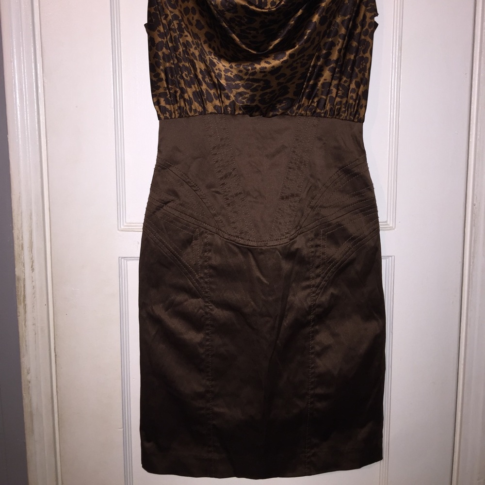 Dress - Picture 4 of 4