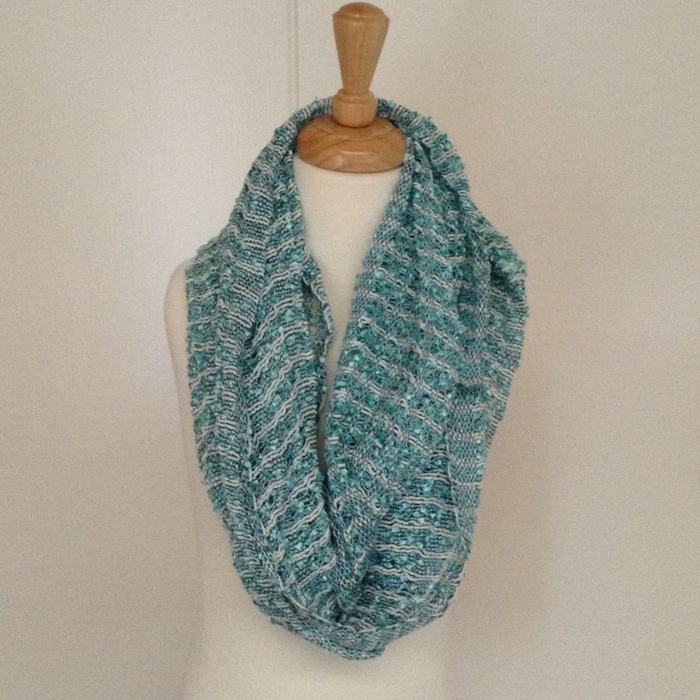 Infinity scarf