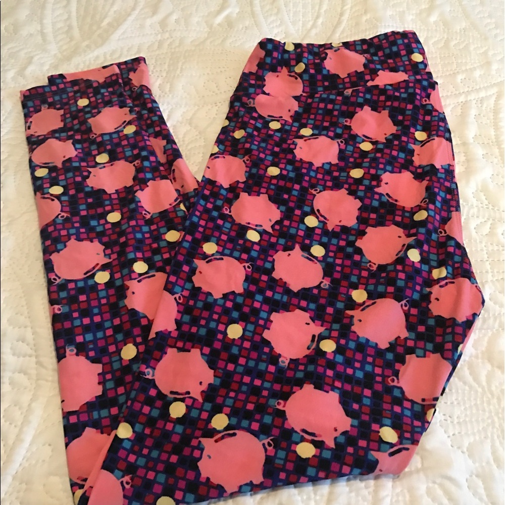 This little piggie 🐷 went to the market...