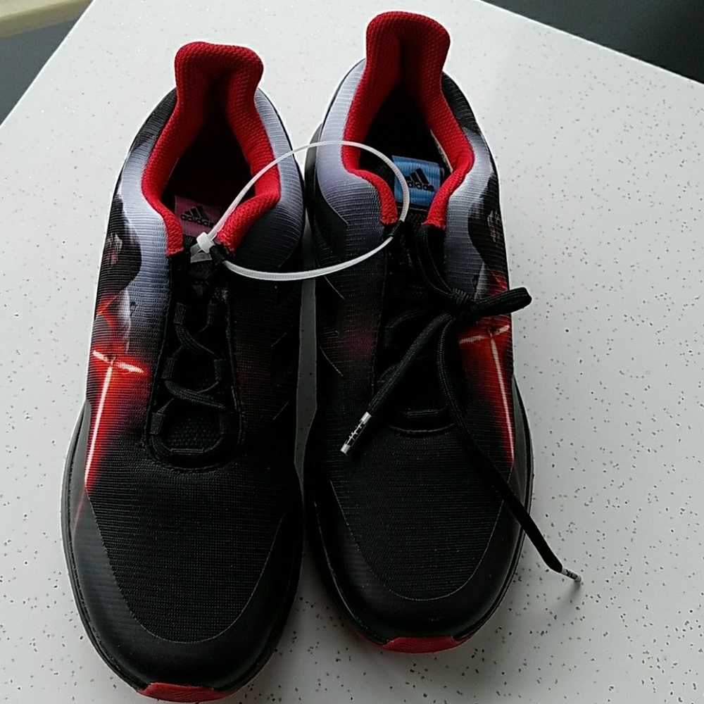 Srar wars adidas child 6 Woman 7.5