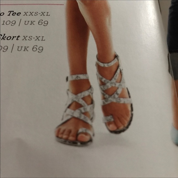 CAbi Shoes - Spring 2017 Cabi Athena Sandals