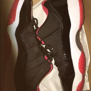 Jordan retro 11 low bred
