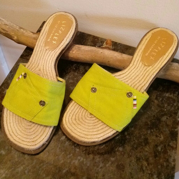 liz flex sandals