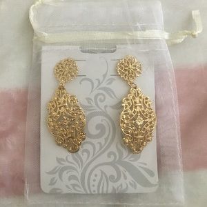 Gold Pierced Earings🎀⚜️