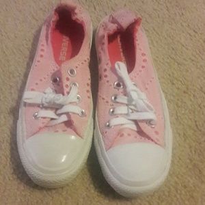 Pink Lowtop Converse