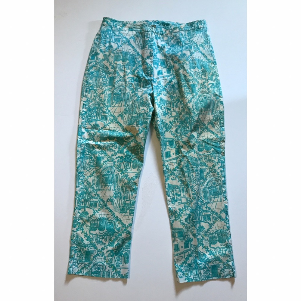 Blue Lilly Pulitzer Capri pants