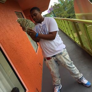 Meet your Posher, Gold