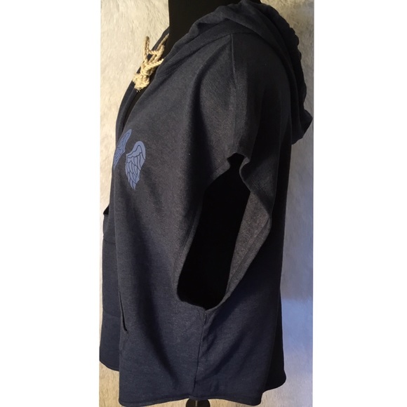 Victoria Secret Top - Picture 2 of 4