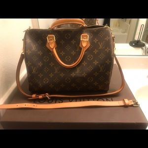 💯Auth Louis Vuitton Speedy B in size 30