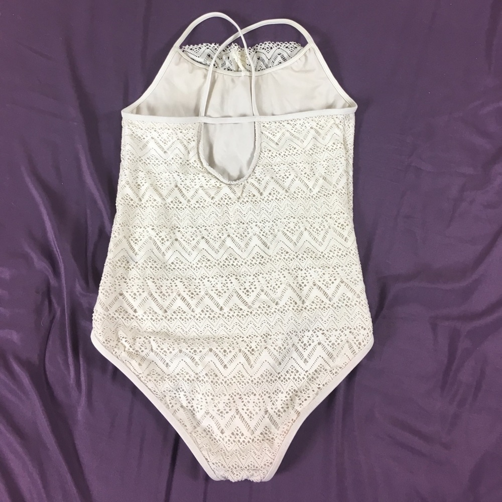 🎉SALE🎉Abercrombie kids 15/16 one piece swimsuit