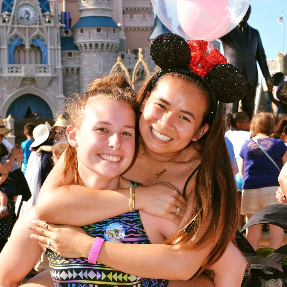 Meet your Posher, Victoria