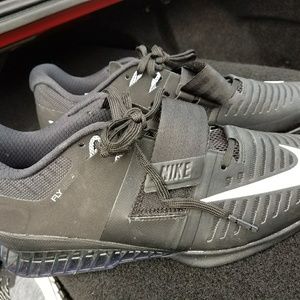 Nike Romaleo 3's size 11