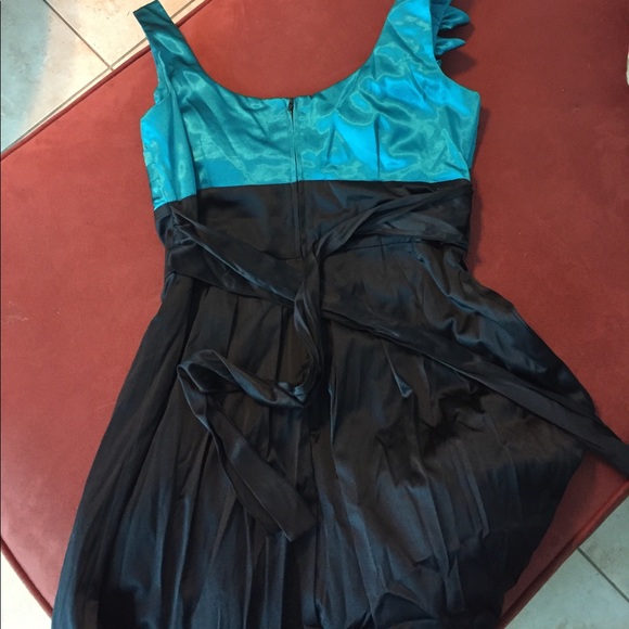 Teal & Black Party Dress - Picture 2 of 4
