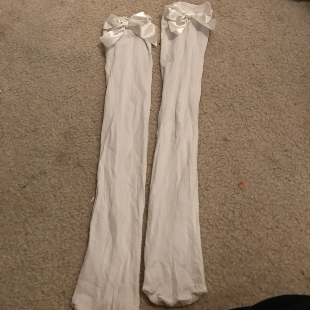Knee high stockings with bows