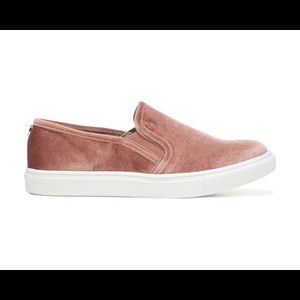 Steve Madden Pink Velvet Sleep On Sneakers