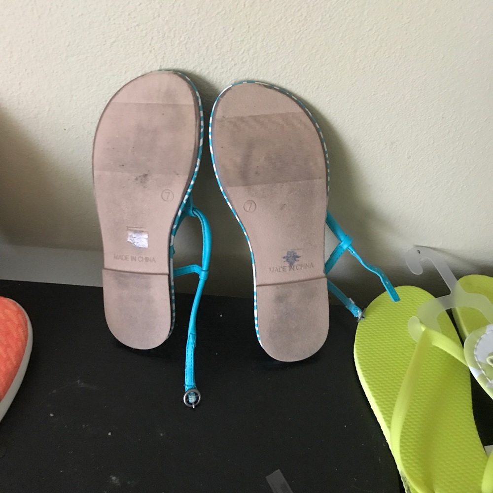 Sandals - Picture 2 of 2