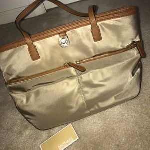 Michael Kors pocket tote!
