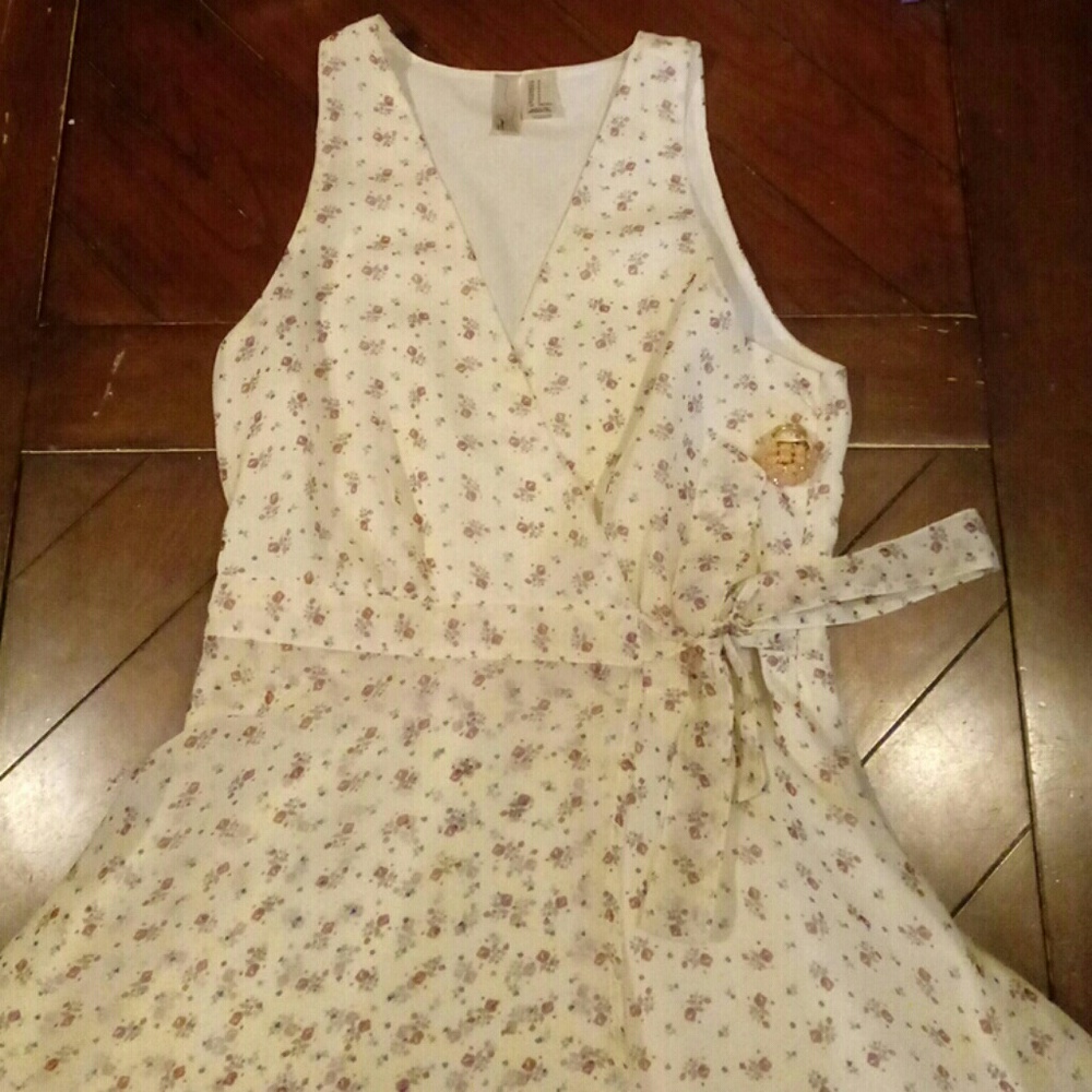 Floral f21 wrap dress